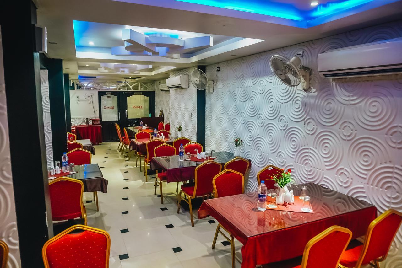 Chothys Park Hotel Thiruvananthapuram Екстериор снимка
