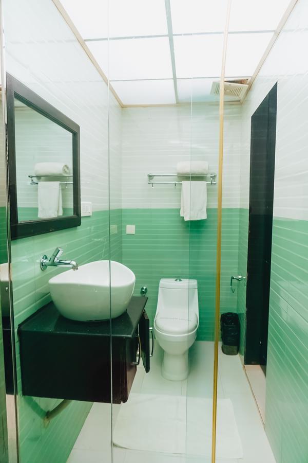 Chothys Park Hotel Thiruvananthapuram Екстериор снимка